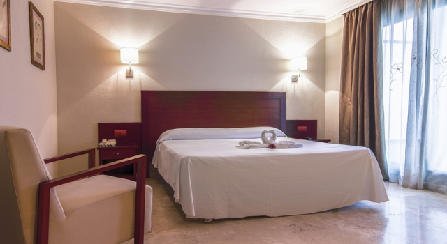 Одноместный номер Standard с балконом Hotel Torremar - Mares
