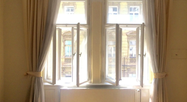 Historic centre-spacious apartment, Забронировать Апартаменты/квартира Прага Чехия, рядом с Каролинум