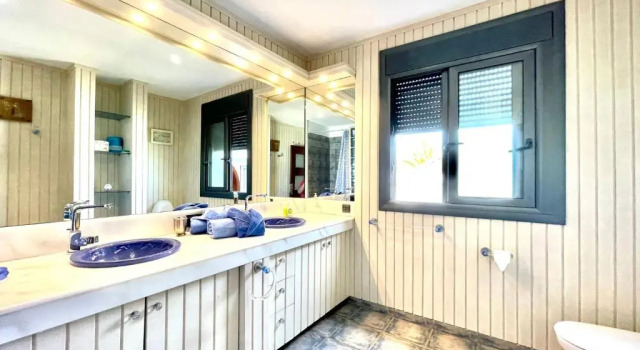 Вилла Villa Roja BBQ Piscina Privada en Tenerife Sur
