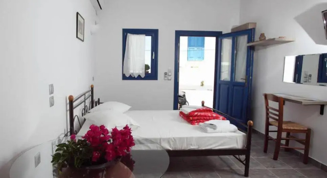 Margaritas Rooms, Prenota Hotel Chora Folegandros 