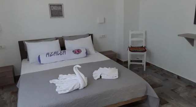 Апартаменты Azalea Hotel