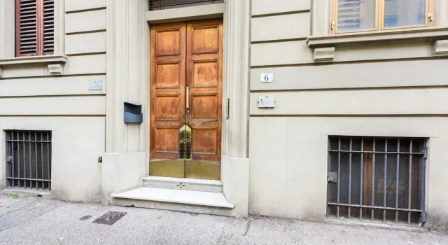Fabbroni 3 bedrooms by Mmega, Prenota Appartamento Firenze Toscana