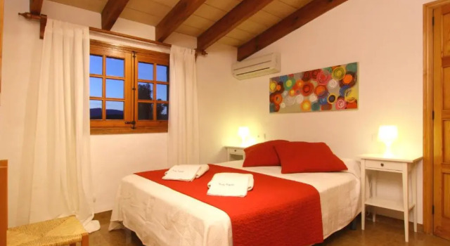 Roig Miquel Beatiful house just 10m driving from Pollensa