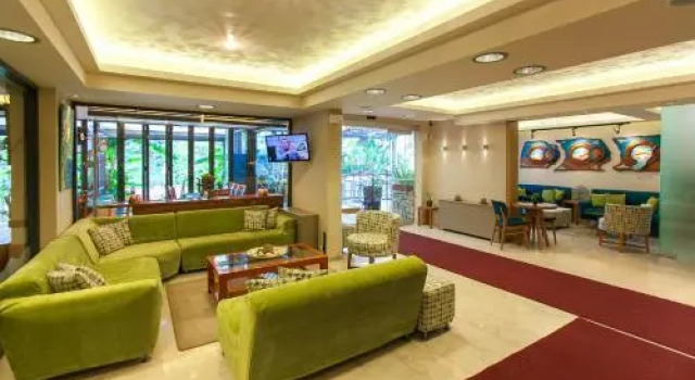 Aparthotel 2 Stars Tolo, Prenota Hotel Tolo 