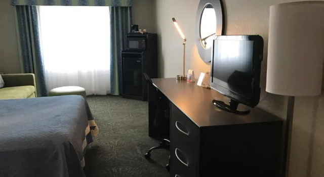 Четырёхместный люкс Days Inn & Suites by Wyndham East Flagstaff