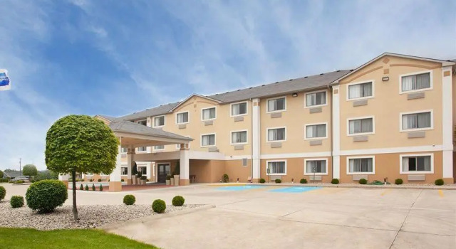 Номер Standard Comfort Inn Kendallville East