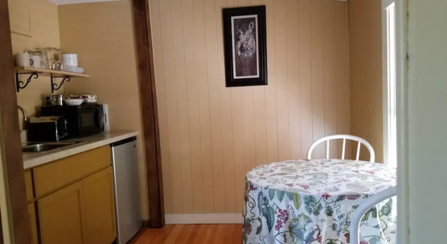 Четырёхместный номер Standard China Creek Cottages