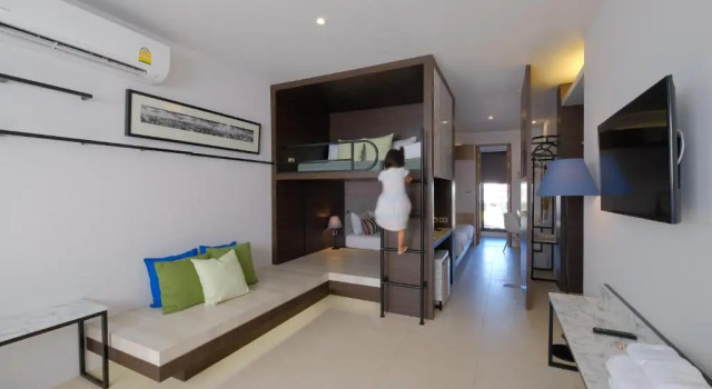 Семейный люкс NornDee Hotel