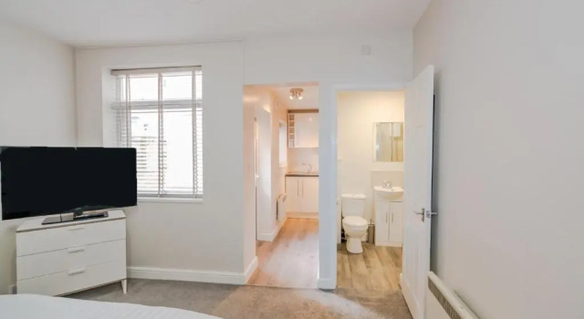 Студия Cannock Hotel Apartments