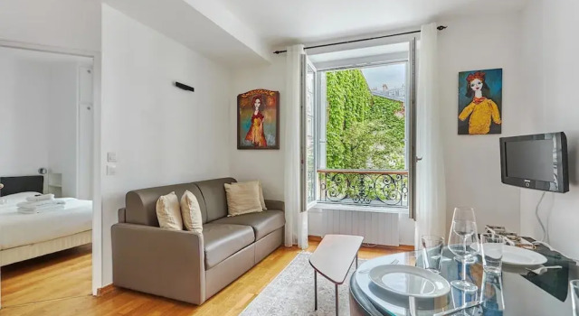 Апартаменты Charming 1 Bedroom Apartment Le Marais