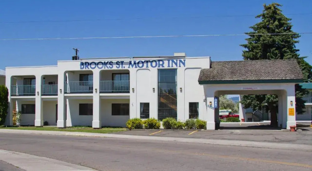 Brooks Street Motor Inn