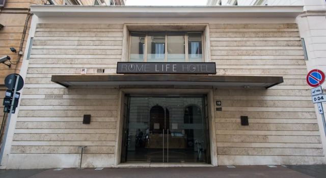 Rome Life Hotel