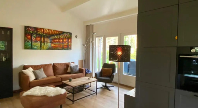 Коттедж Boshuis met erg veel luxe