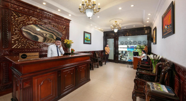 Little Diamond Hotel