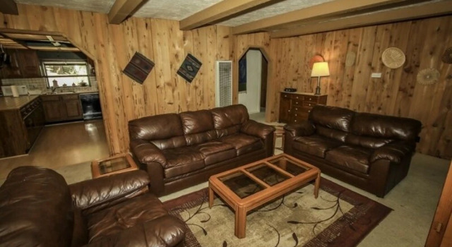 A Big Olympic Getaway 4 Bedroom Apts by RedAwning, Rezerwuj Hotel Big Bear Lake Stany Zjednoczone
