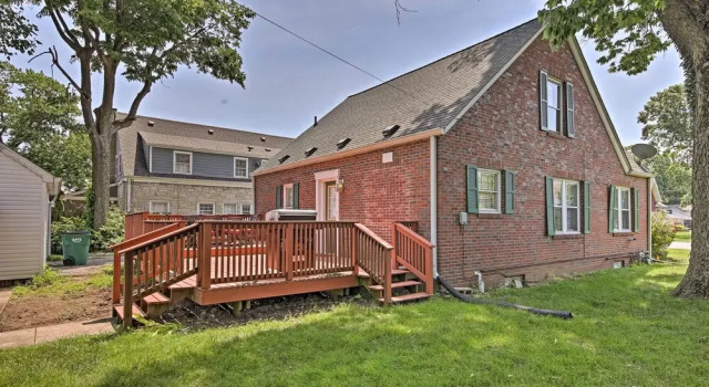 Indianapolis Vacation Rental - Walk to the Ims!, Book Hotel Speedway Indiana