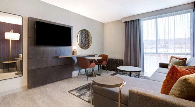 Двухместный люкс Doubletree By Hilton Palmdale, Ca