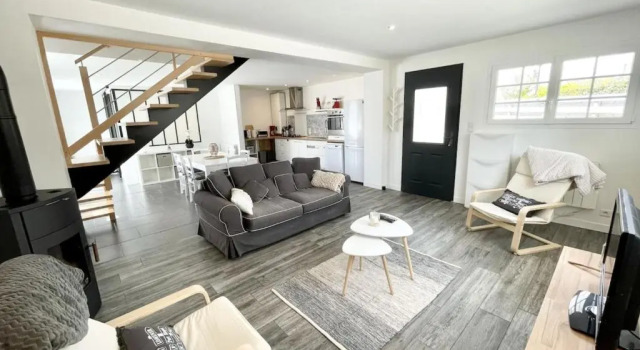 Коттедж Jolie maison entièrement rénovée Proche plages