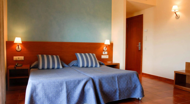 Restaurant Hotel Picasso, Забронировать Отель Торроэлья-де-Монгри Baix Empordà