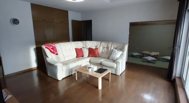 Коттедж Miyuki Townhouse