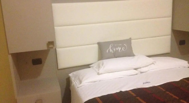 Двухместный номер Standard с балконом Hotel Alaska