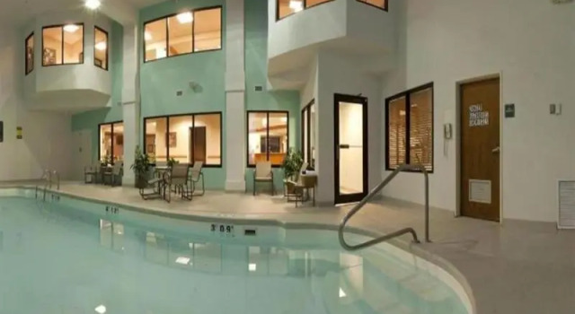 Четырёхместный номер Standard La Quinta by Wyndham Kokomo