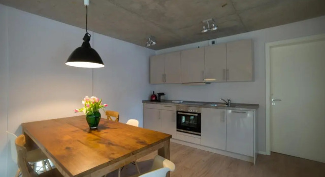 Апартаменты Business havelblau Ferienlofts - Stilvoll wohnen unmittelbar an der Havel - zentral - Küche - WLAN - Wallbox - Kajaks und Fahrräder vor Ort
