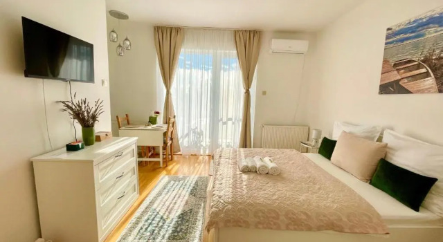 Апартаменты с балконом Libás Apartman