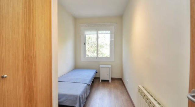 Апартаменты с 5 комнатами с балконом Big Apartment Caprabo