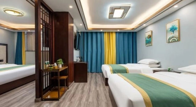 Люкс Deluxe Huifeng Hotel