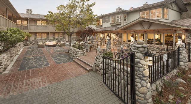 Cobblestone Inn, Book Hotel Hoteller i Carmel Highlands med morgenmad, Morgenmad