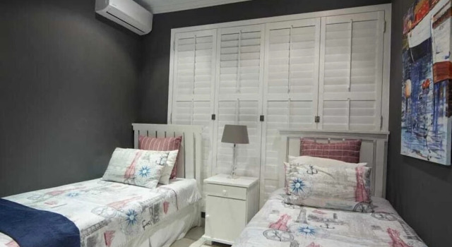 9 Sunrise Beach, Buchen Sie Ferienwohnung Westbrook Inanda