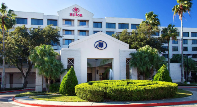 Номер Standard Hilton New Orleans Airport