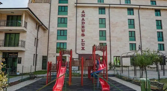 Destination Bulgaria 2000 Amadeus Lux Summer Private Apartment, Забронировать Апартаменты/квартира Отели Солнечного берега с бассейном, рядом с Клуб GRAND, Бассейн