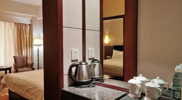 May King Grand Hotel, Rezervasyon Otel Guangdong otoparklı oteller, Otopark
