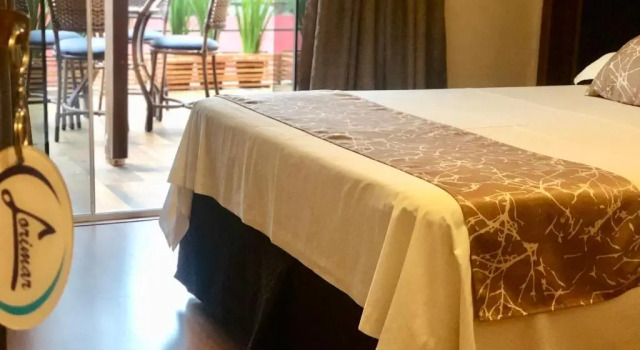 Четырёхместный номер Standard Hotel Lorimar