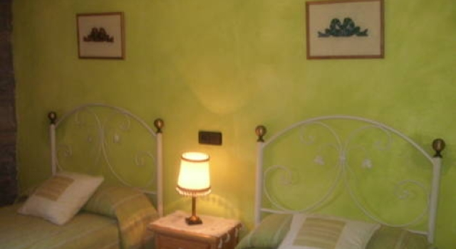 La Corralata, Book Hotel Biescas 