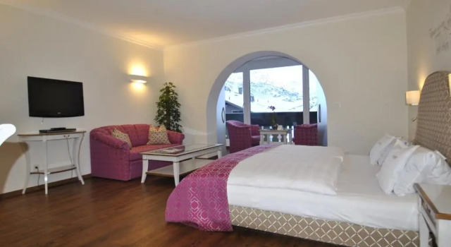 Полулюкс Hotel Albona Nova