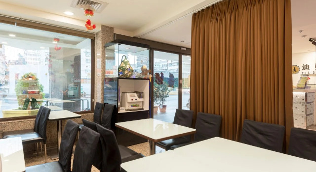 The Dealer Hotel