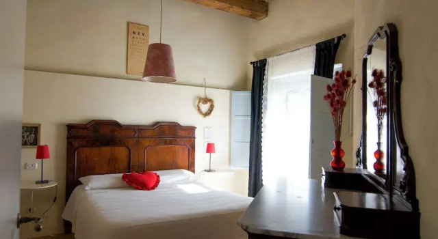 CasaLeMonache - Appartamenti in Umbria, Varaa Huoneisto Montecastrilli Umbria