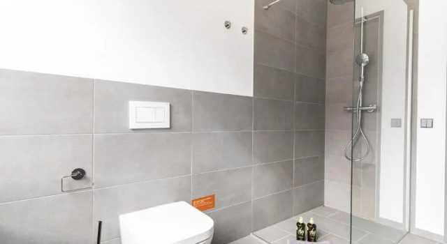 Люкс с балконом Limehome Essen Kettwiger Straße