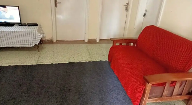 Pinkroses Gardens Hostel