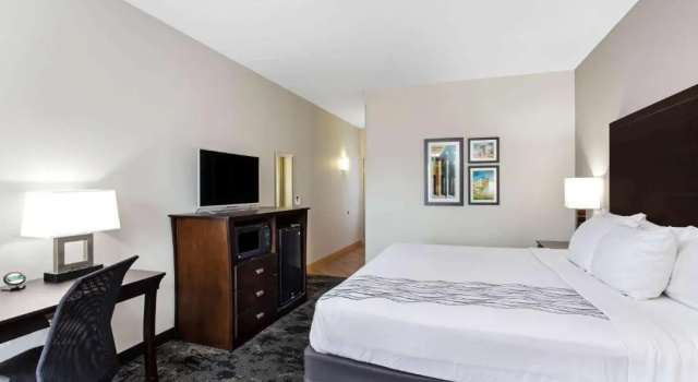 Двухместный номер Executive La Quinta by Wyndham Columbus - Edinburgh