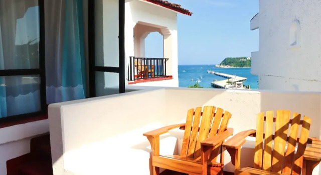Двухместный номер Standard Hotel Marina Resort & Beach Club