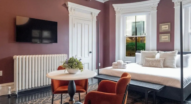Студия The Chester Hotel