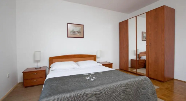 Апартаменты с 3 комнатами с видом на море Apartments Green Garden