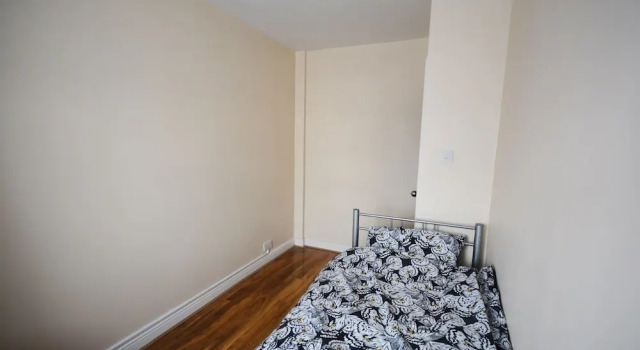 London Luxury 7 Bedroom Holiday Let, Забронировать Дом для отпуска Коттеджи Лондона, рядом с Стадион футбольного клуба «Вест Хэм Юнайтед», Коттедж