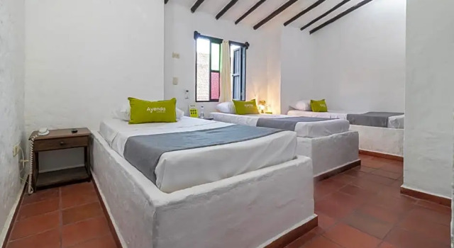 Двухместный номер Standard с балконом Hotel Hacienda Real