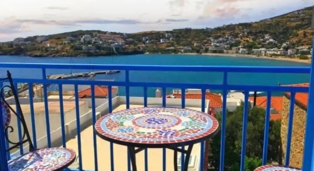 Семейные апартаменты с балконом и с видом на море Villa Bagia