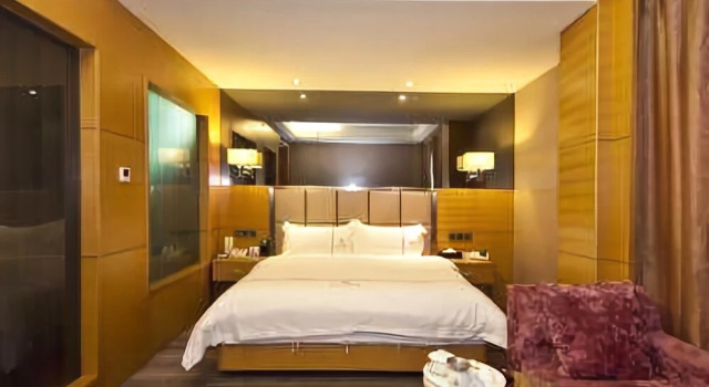 Tianyi Hotel, Rezerwuj Hotel Hotele w Mawei z parkingiem, Parking